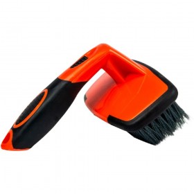 Escova Curva para Limpeza de Rodas Kers